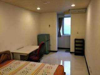 台北市一樓稀有別墅花園10坪套房出租,近捷運及公車站 請務必詳閱刊登說明內容後合意者請再洽詢。(第4張)