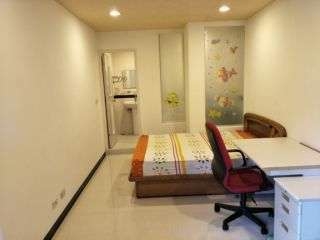 台北市一樓稀有別墅花園10坪套房出租,近捷運及公車站 請務必詳閱刊登說明內容後合意者請再洽詢。 - Image 3