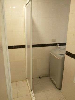 台北市一樓稀有別墅花園10坪套房出租,近捷運及公車站 請務必詳閱刊登說明內容後合意者請再洽詢。 - Image 6