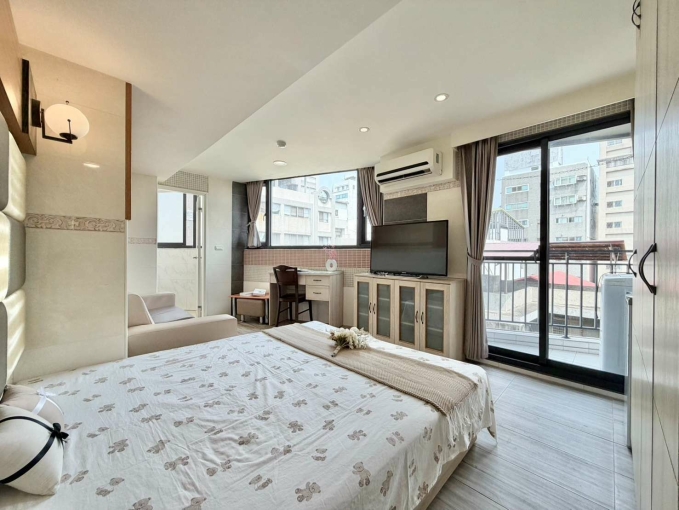 珍珠奶茶不要珍珠✨可租補✨陽台獨洗💕近一中 中友⚡宇你相見（第1張）