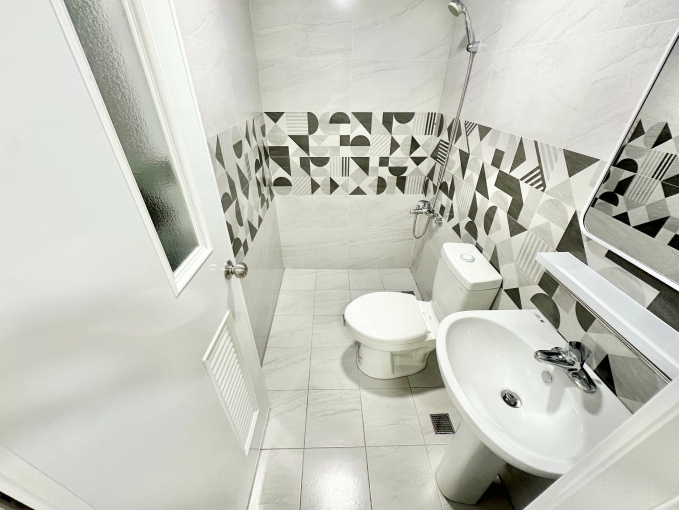 全新裝潢☆雙租補☆正一房一廳☆陽台流理台（第10張）