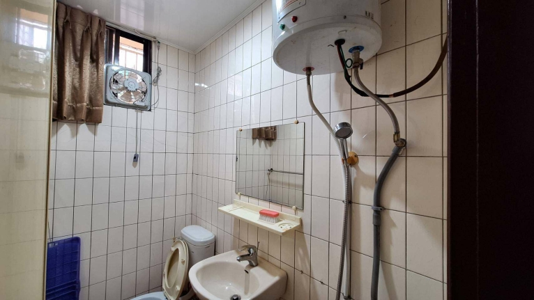 英才公園~獨洗獨曬全配陽台套房 - Image 4