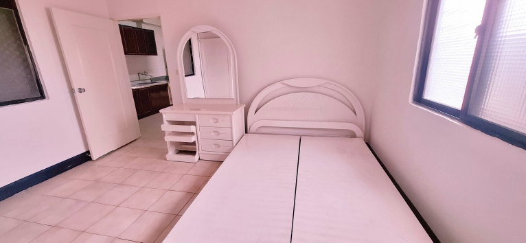 三重溪尾街全新油漆採光佳 氣場很好 家具全拎包入住（第2張）