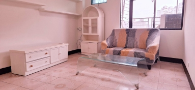 三重溪尾街全新油漆採光佳 氣場很好 家具全拎包入住（第1張）