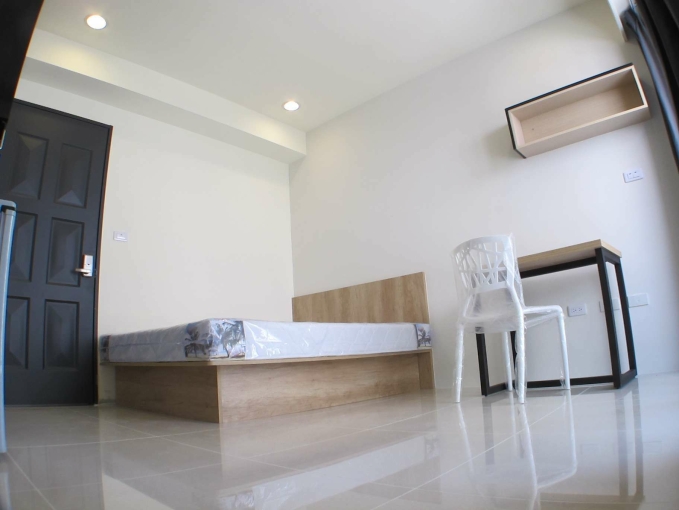 租補**電梯套房*採光佳*陽台獨洗曬*專屬機車位（第5張）