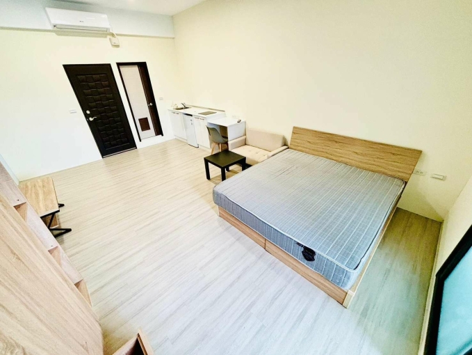 聽說有個蛋捲很紅⚡魔術大空間✨陽台獨洗💕近水湳 中央公園⚡宇你相見（第4張）