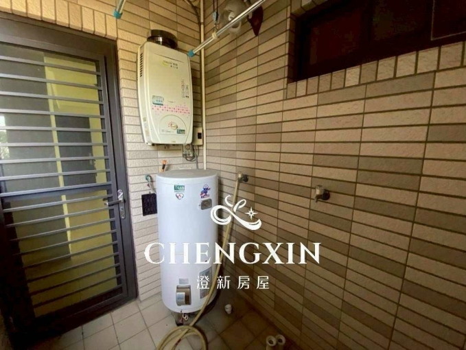 🐱🐶可養貓狗/近忠孝大潤發/採光大四房/可租補/可入戶籍/可談補家具電另加價/公司戶報稅可談🐱🐶（第14張）