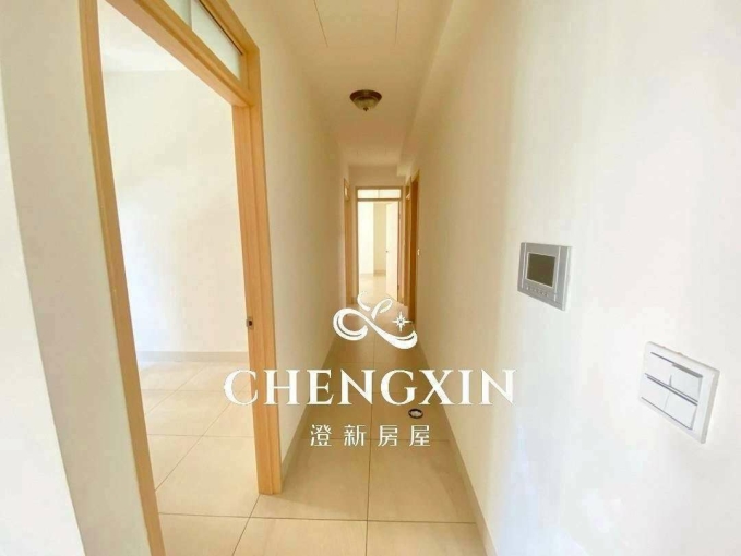 🐱🐶可養貓狗/近忠孝大潤發/採光大四房/可租補/可入戶籍/可談補家具電另加價/公司戶報稅可談🐱🐶（第4張）