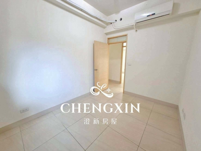 🐱🐶可養貓狗/近忠孝大潤發/採光大四房/可租補/可入戶籍/可談補家具電另加價/公司戶報稅可談🐱🐶（第8張）