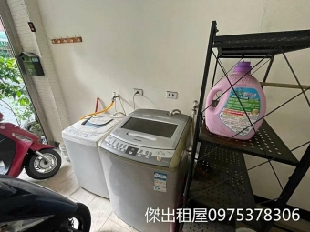 傑出租屋/市府稀有1樓,挑高,室內機車位! - Image 11