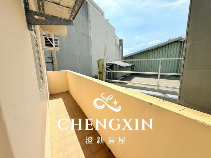 🌳竹北10坪大套房/限女性/住戶單純 🌳獨立陽台/衛浴開窗/採光通風良好 - Image 7