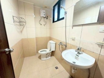 近中山醫☆可租補☆電梯套房（第6張）