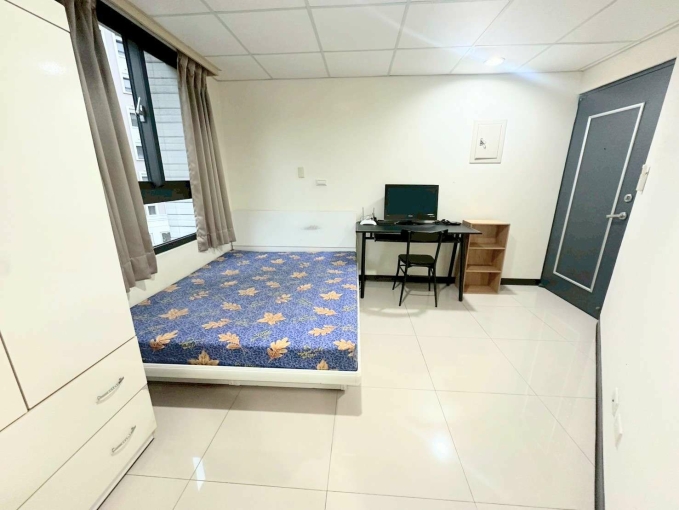 近中山醫☆可租補☆電梯套房（第4張）