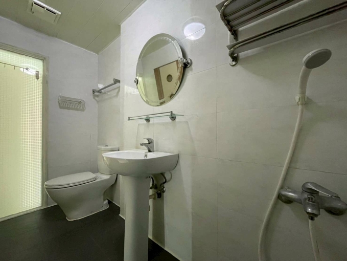 🔥南屯整棟透天🔥超大坪數🔥全新冷氣🔥跑步機（第6張）