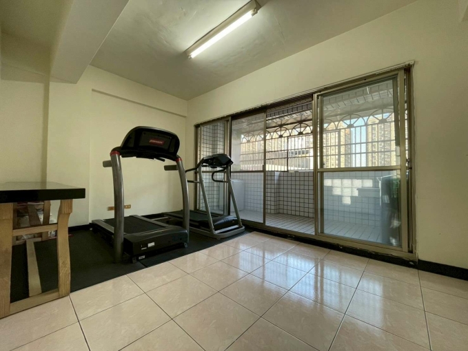 🔥南屯整棟透天🔥超大坪數🔥全新冷氣🔥跑步機（第11張）