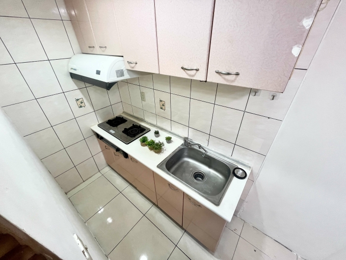 整層住家～2房1廳1衛1廚房～台水電（第12張）