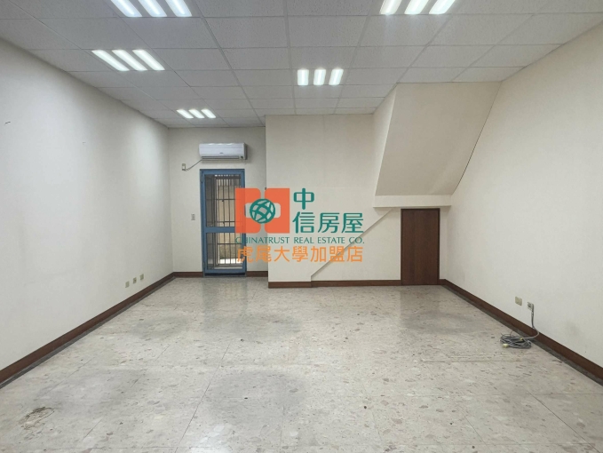 【租】虎尾黃金寶辦公室店面（第1張）