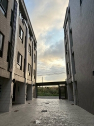 全新新成屋冷暖氣及廚具（第14張）