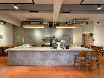 租-五期精誠v向上｜10米大面寬｜邊間*咖啡廳店面（第3張）