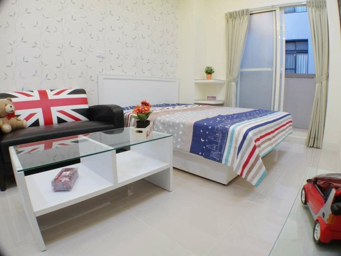 台中車站✔陽台✨流理臺✔電梯（第8張）