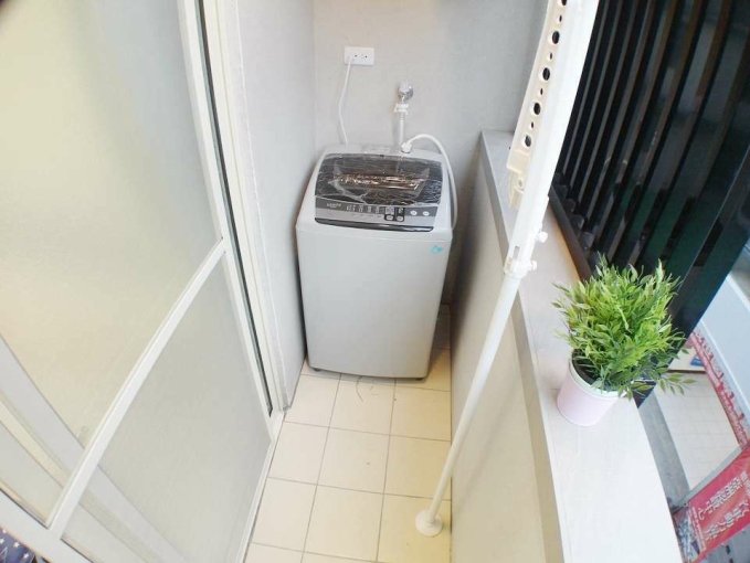 台中車站✔陽台✨流理臺✔電梯（第9張）