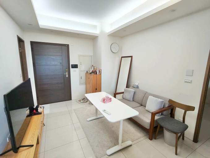 橘子🍊佑晟 Green 1🍊西苑高中大兩房🍊含管可租補🍊對面月租車位1800(第3張)