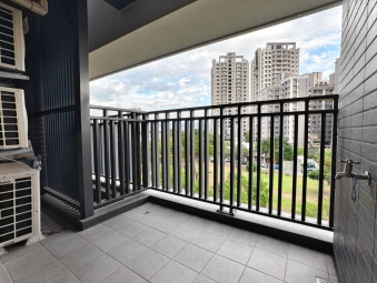 🌟大客廳面公園！洲際W｜質感滿分｜全配家具｜禁菸寵（第4張）