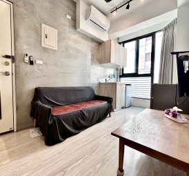 正一房一廳🍀稀有可寵🍀陽台獨洗🍀流理台🍀乾溼分離🍀飲水機（第1張）