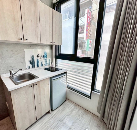 正一房一廳🍀稀有可寵🍀陽台獨洗🍀流理台🍀乾溼分離🍀飲水機（第4張）