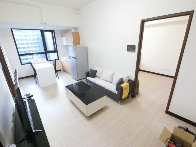 *夢幻城*採光兩房~~有平車+機車位（第2張）