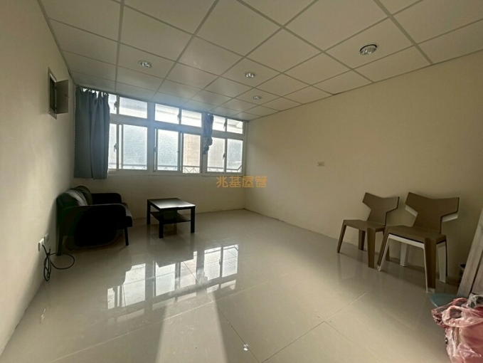 兆基社會住宅🏠東信路公寓4樓3房家具齊全可租補（第2張）