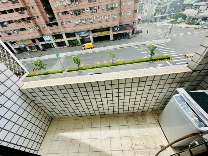 🌈免仲全新家具電套房✨可雙租補台水電✨近五權火車站、國資圖、中山醫 - Image 3