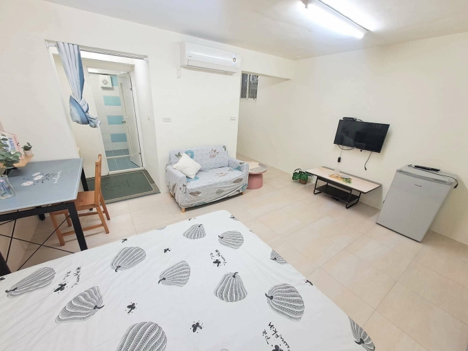 大空間*沙發*陽台獨洗曬*飲水機*子母車*機車位 - Image 7