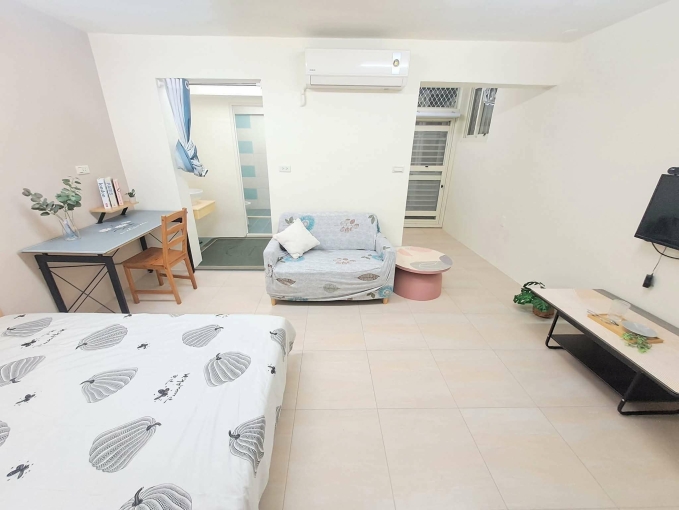 大空間*沙發*陽台獨洗曬*飲水機*子母車*機車位 - Image 5