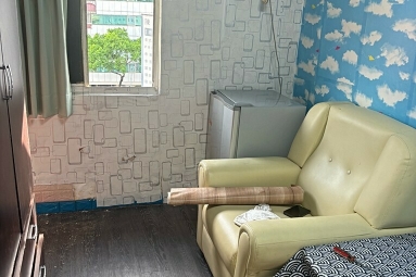 板橋捷運❤️新裝潢俱全❤️對外窗採光❤️租補繳電費其它全部免（第1張）