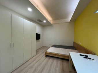 台南租屋~夢幻白色小屋溫馨套房2E（第1張）
