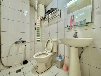 新光超值採光套房☆飲水機☆子母車（第6張）