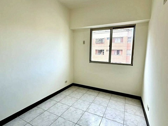 兆基社會住宅🏠可租補全室油漆家具可談有車位(第3張)