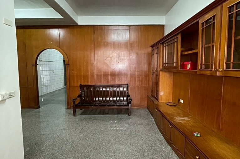 兆基社會住宅🏡社皮巷弄車庫透天/大露臺/可租補(第1張)