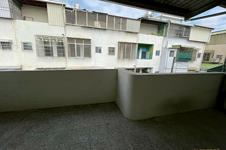 兆基社會住宅🏡社皮巷弄車庫透天/大露臺/可租補(第10張)