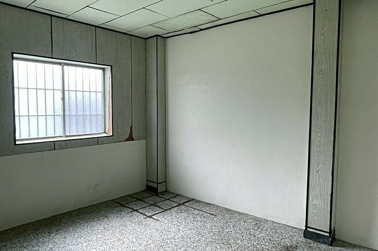 兆基社會住宅🏡社皮巷弄車庫透天/大露臺/可租補(第4張)