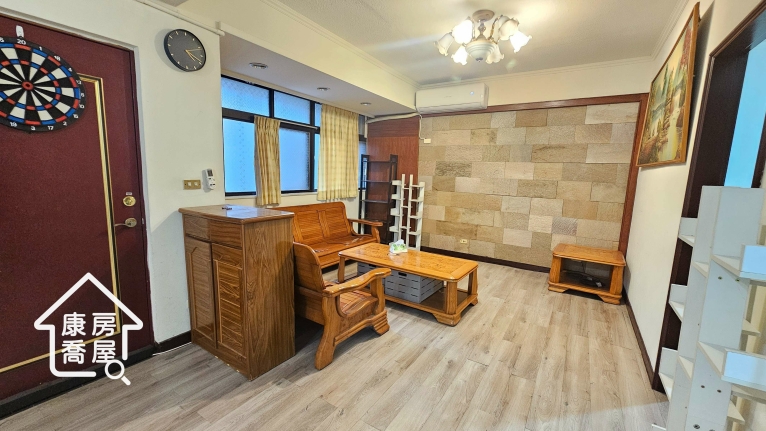 秒殺二樓萬隆站步行只要2分鐘萬福國小房間有窗有陽台（第10張）