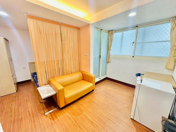 勤美綠園道💖大坪數套房🌟陽台獨洗🌟可租補🌟秒殺物件🌟 - Image 1