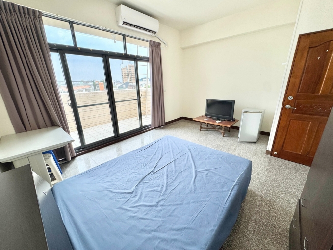 🏡潭子稀有陽台套房🏡可租補•採光好•近國道四號•潭陽國小•潭子科技園區 - Image 5