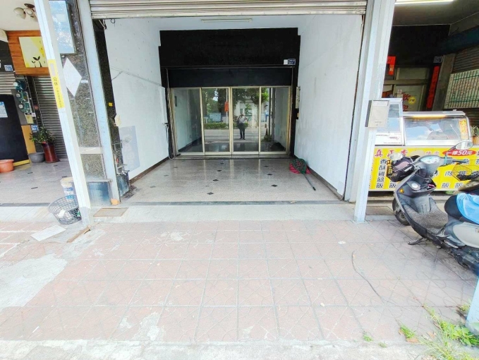 柳橋西路#黃金店面一樓出租~岡山賣屋林丹(第3張)