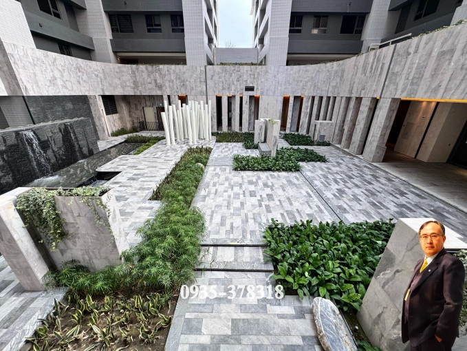 (含管車)三井 LaLaport 台中｜浩瀚湖濱城｜三房平車 (可單貓)（第14張）