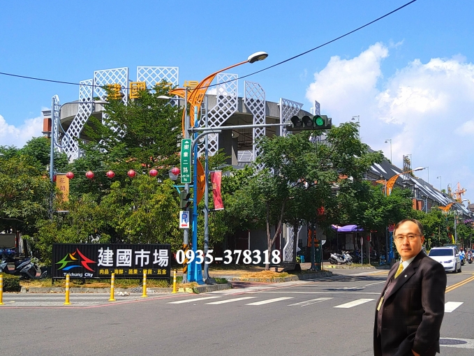 (含管)三井 LaLaport 台中｜浩瀚湖濱城｜三房平車（第3張）