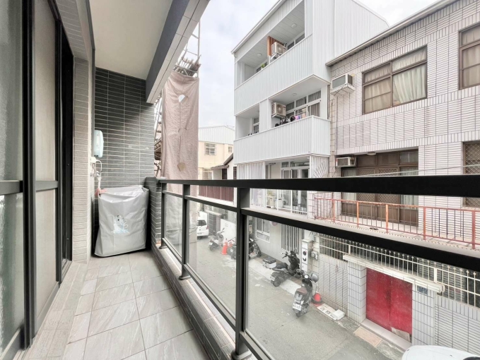 🌈只要和妳同心⭐可雙租補⭐陽台獨洗⭐近中科大⭐乾溼衛浴(第11張)