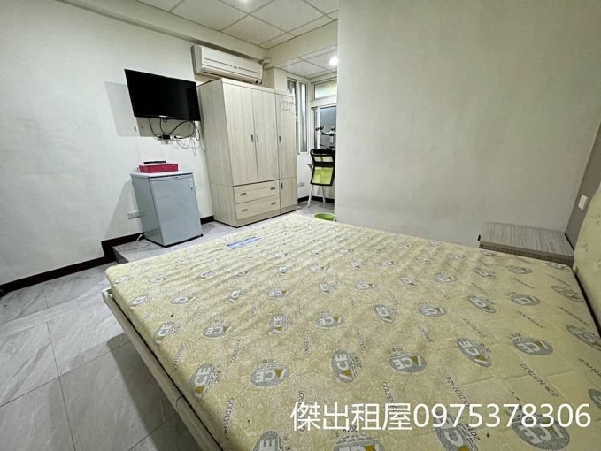 傑出租屋/站前優質套房,獨洗（第2張）