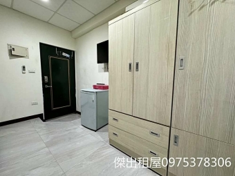 傑出租屋/站前優質套房,獨洗（第3張）